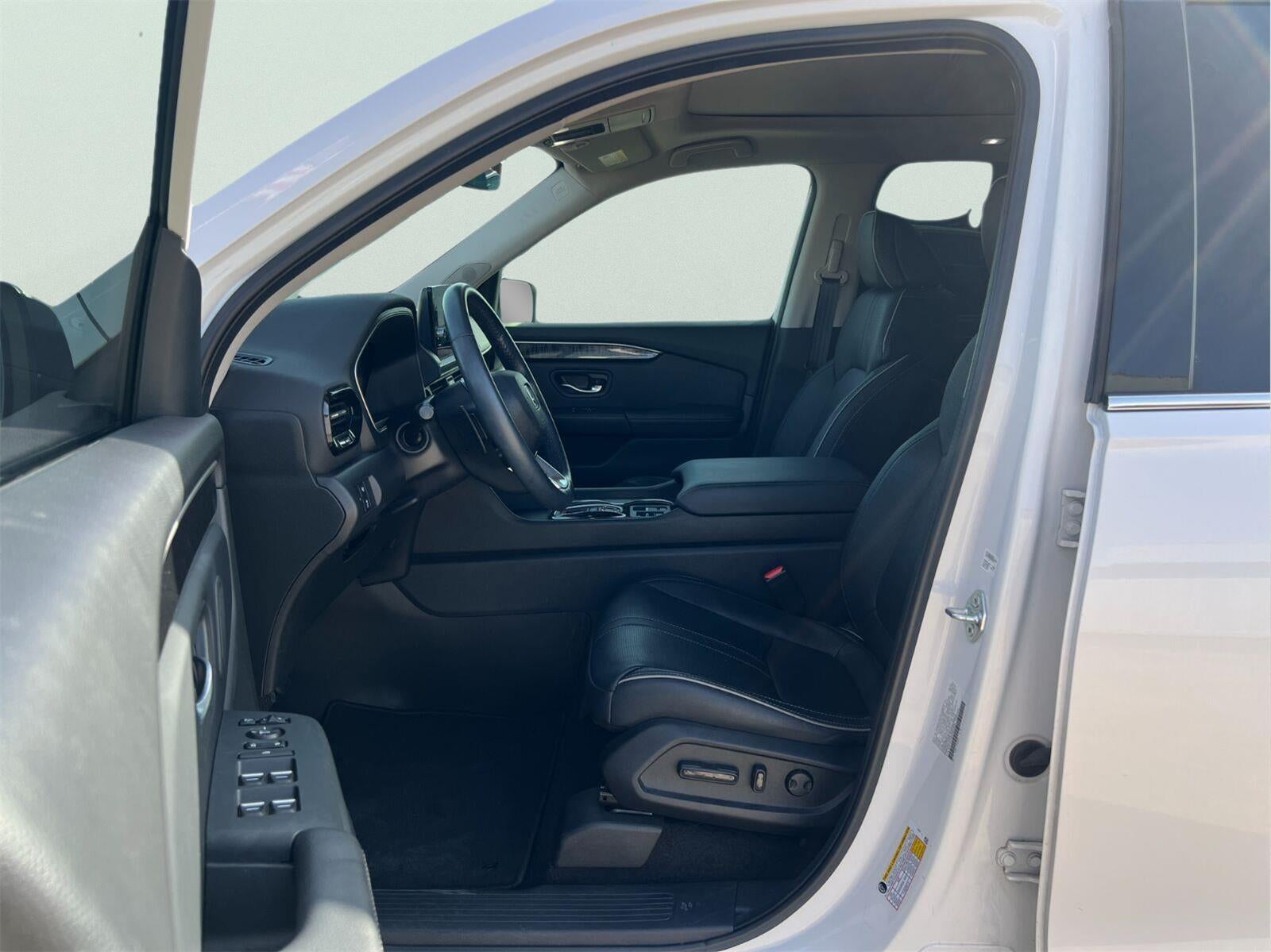 2023 Honda Pilot Elite