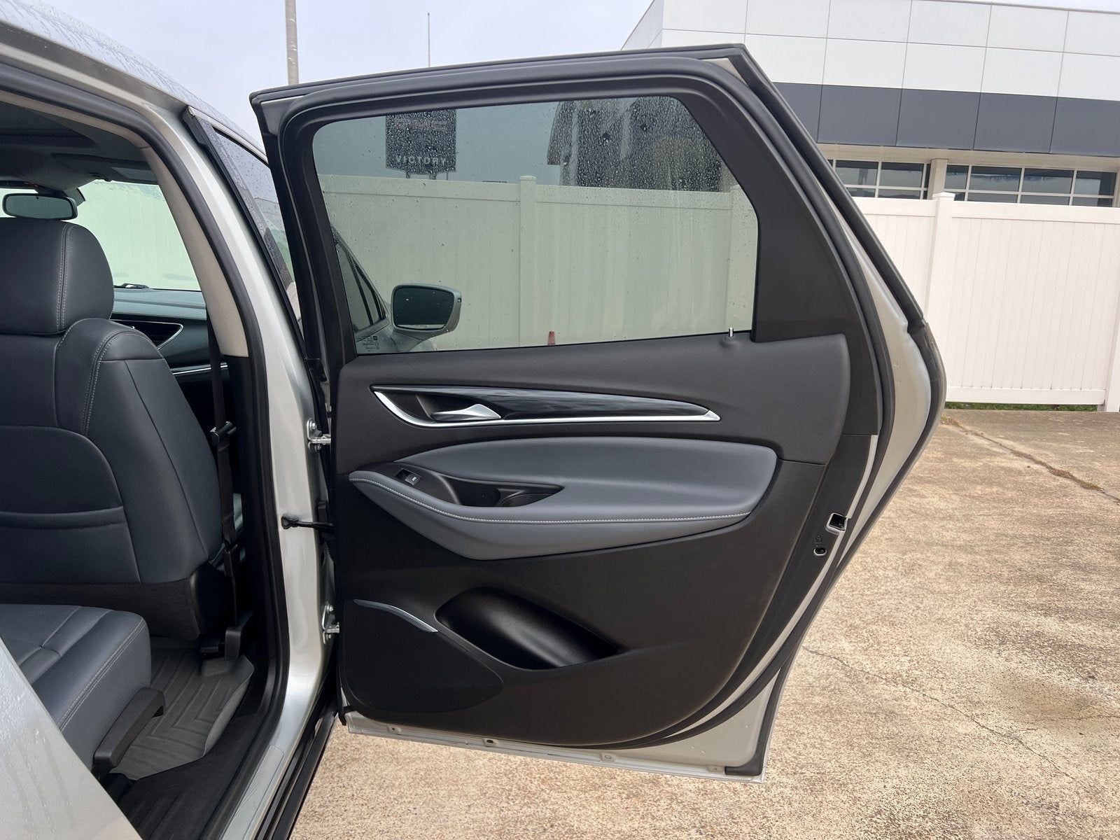 2020 Buick Enclave Essence