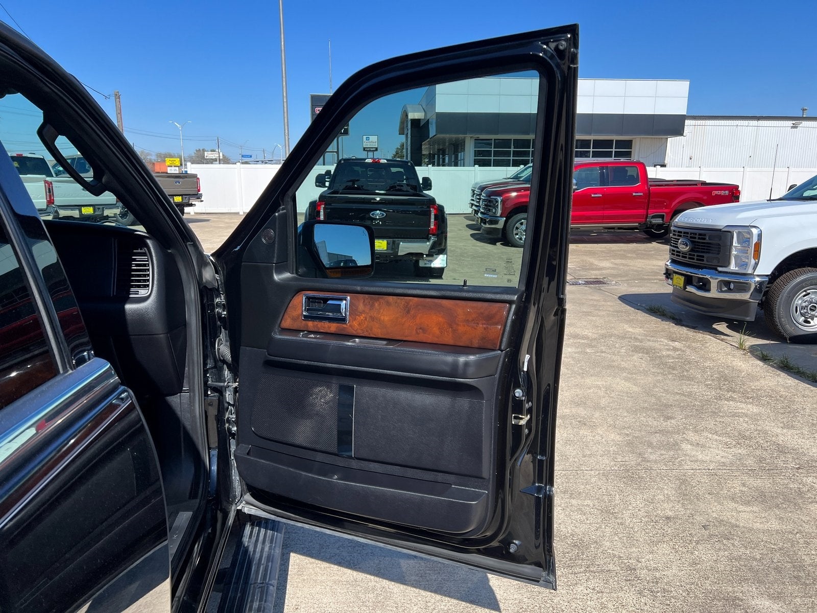 2017 Lincoln Navigator Select