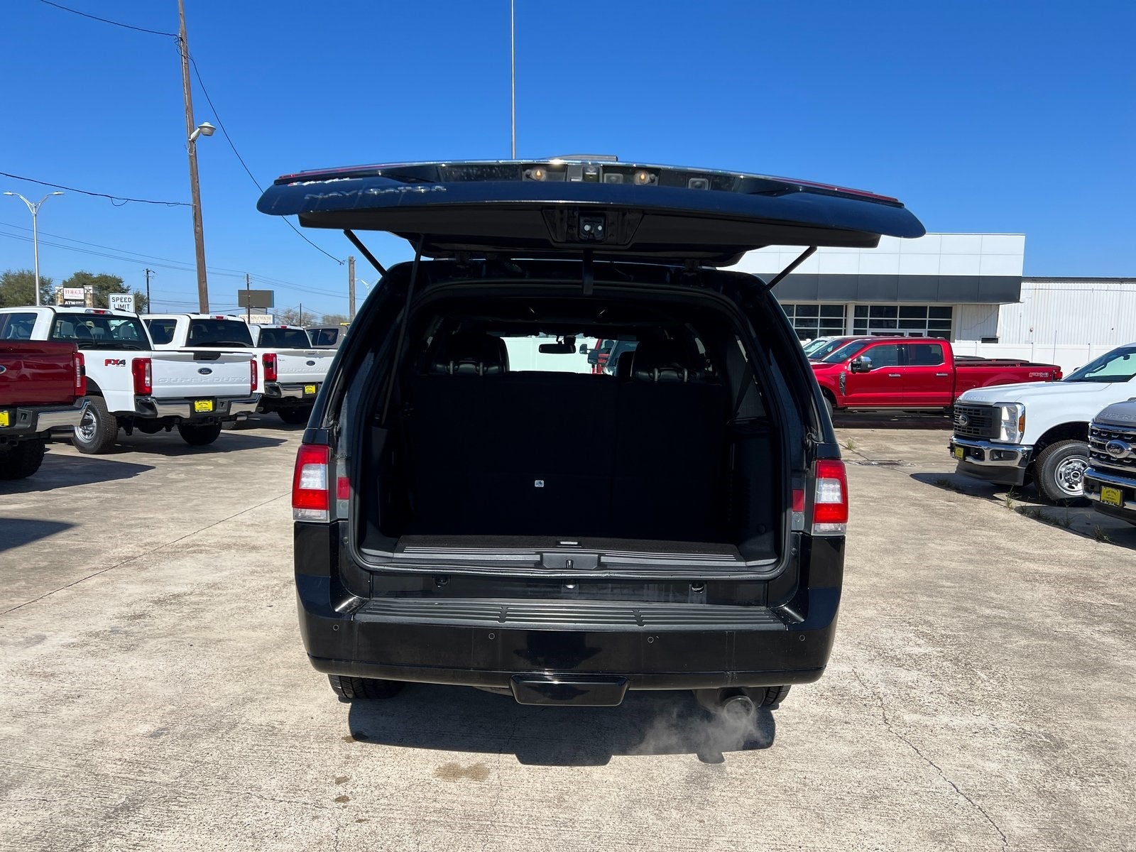 2017 Lincoln Navigator Select