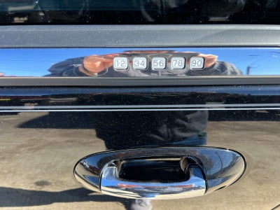 2017 Lincoln Navigator Select