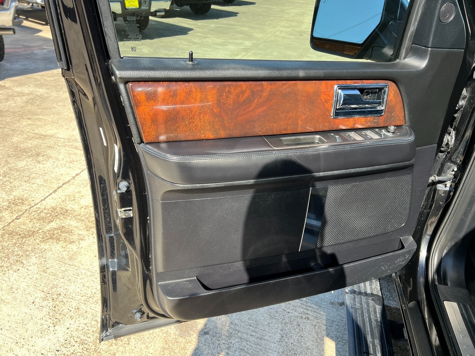 2017 Lincoln Navigator Select