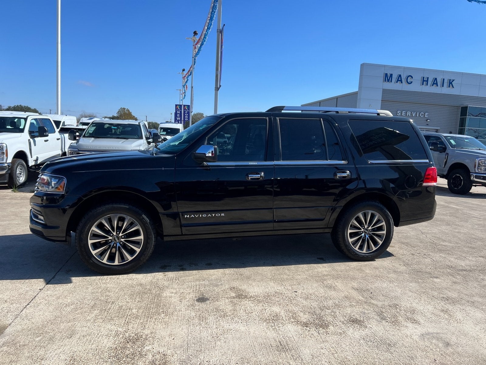 2017 Lincoln Navigator Select