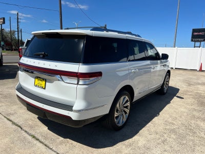 2022 Lincoln Navigator Reserve