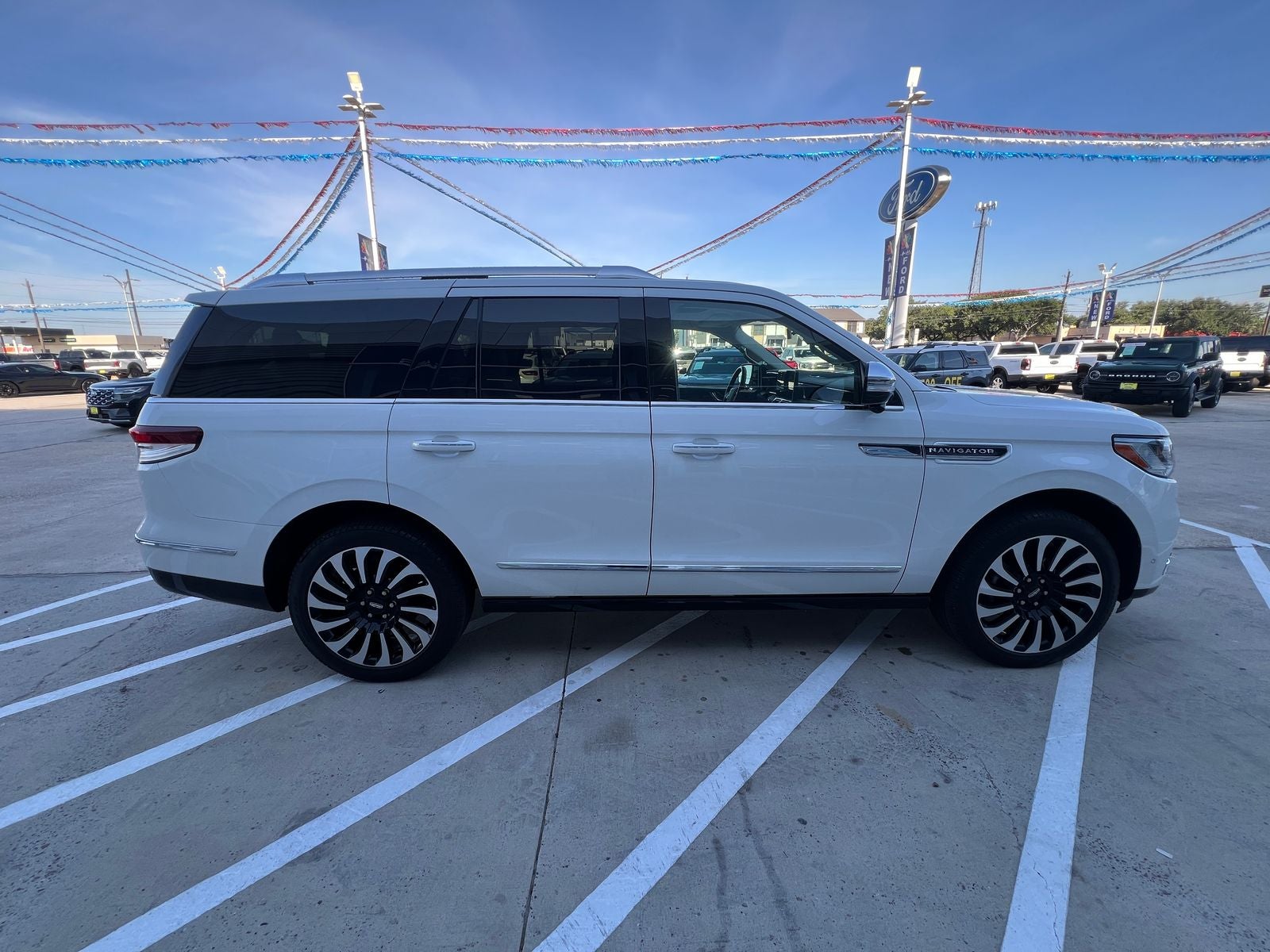 2024 Lincoln Navigator Black Label
