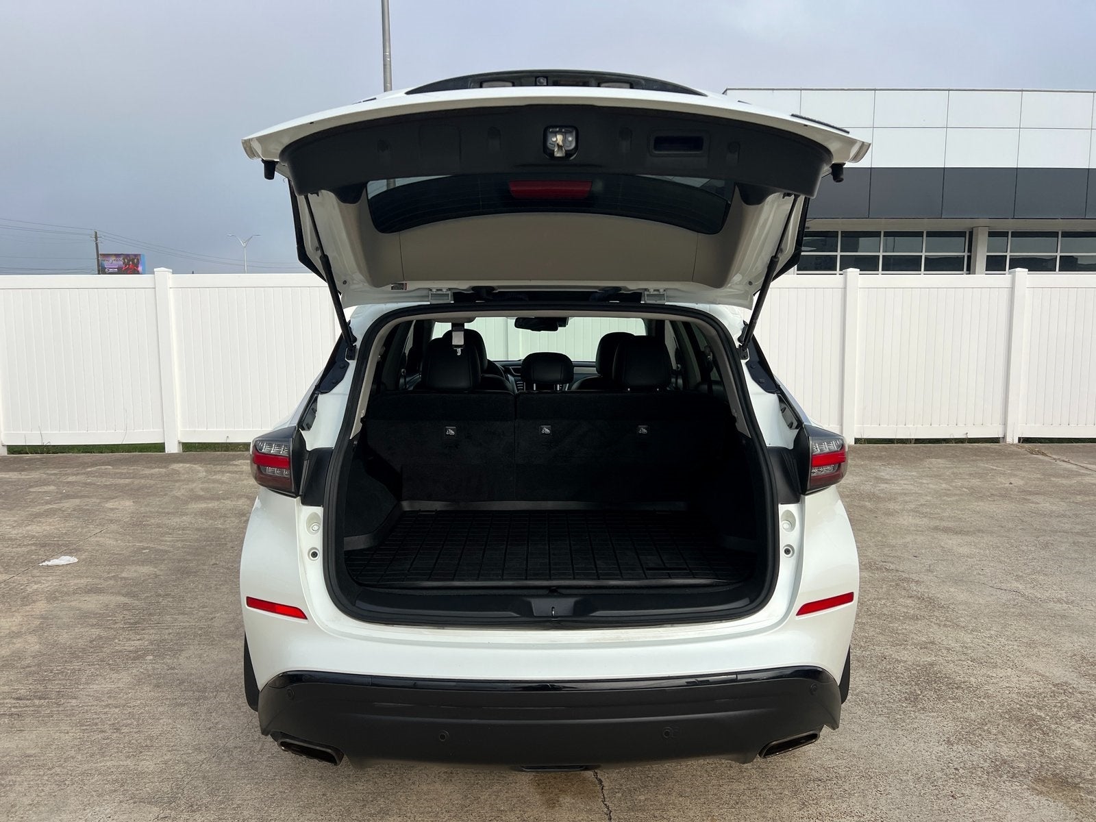 2023 Nissan Murano SV