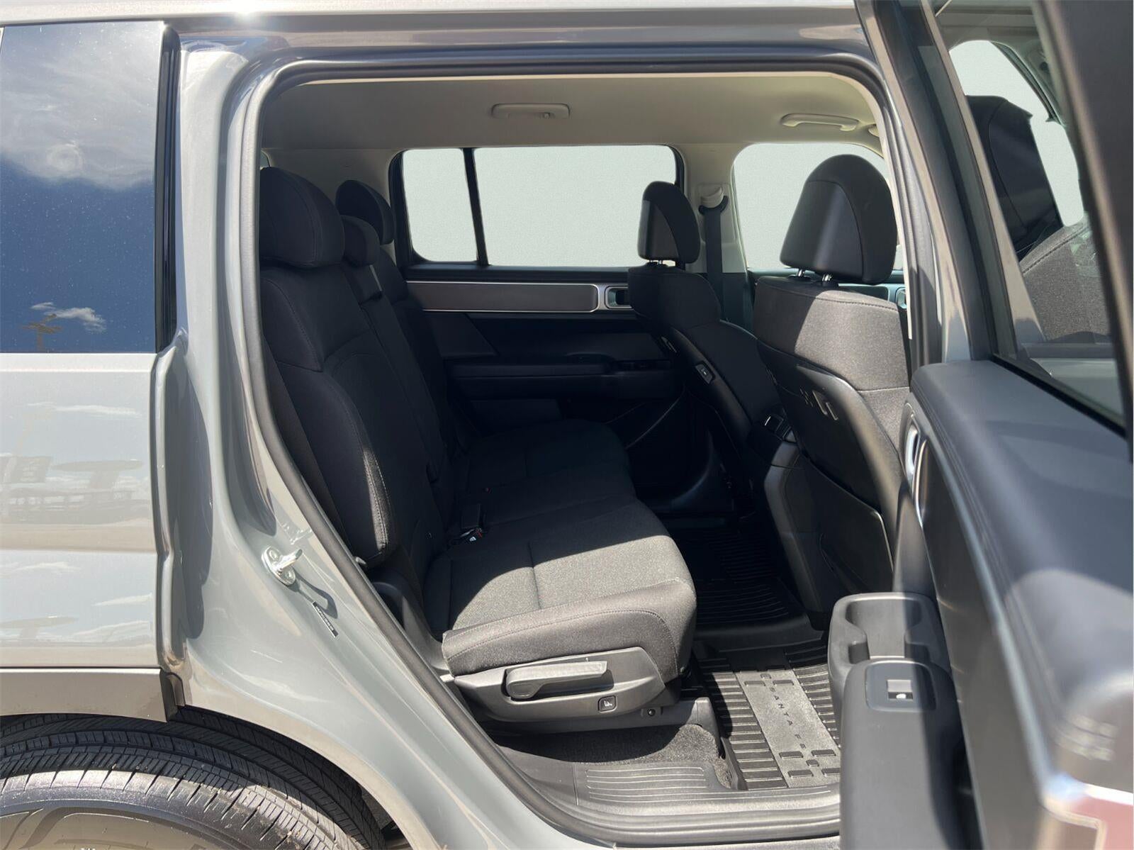 2024 Hyundai Santa Fe SE