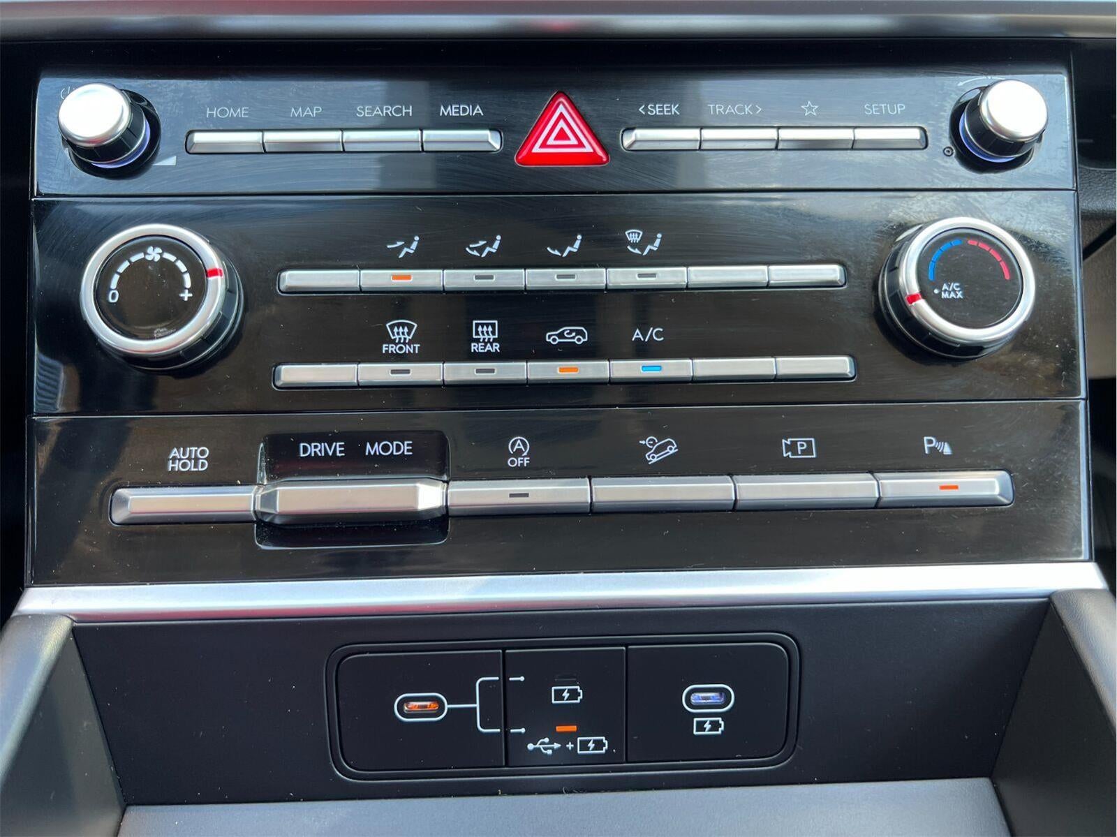 2024 Hyundai Santa Fe SE