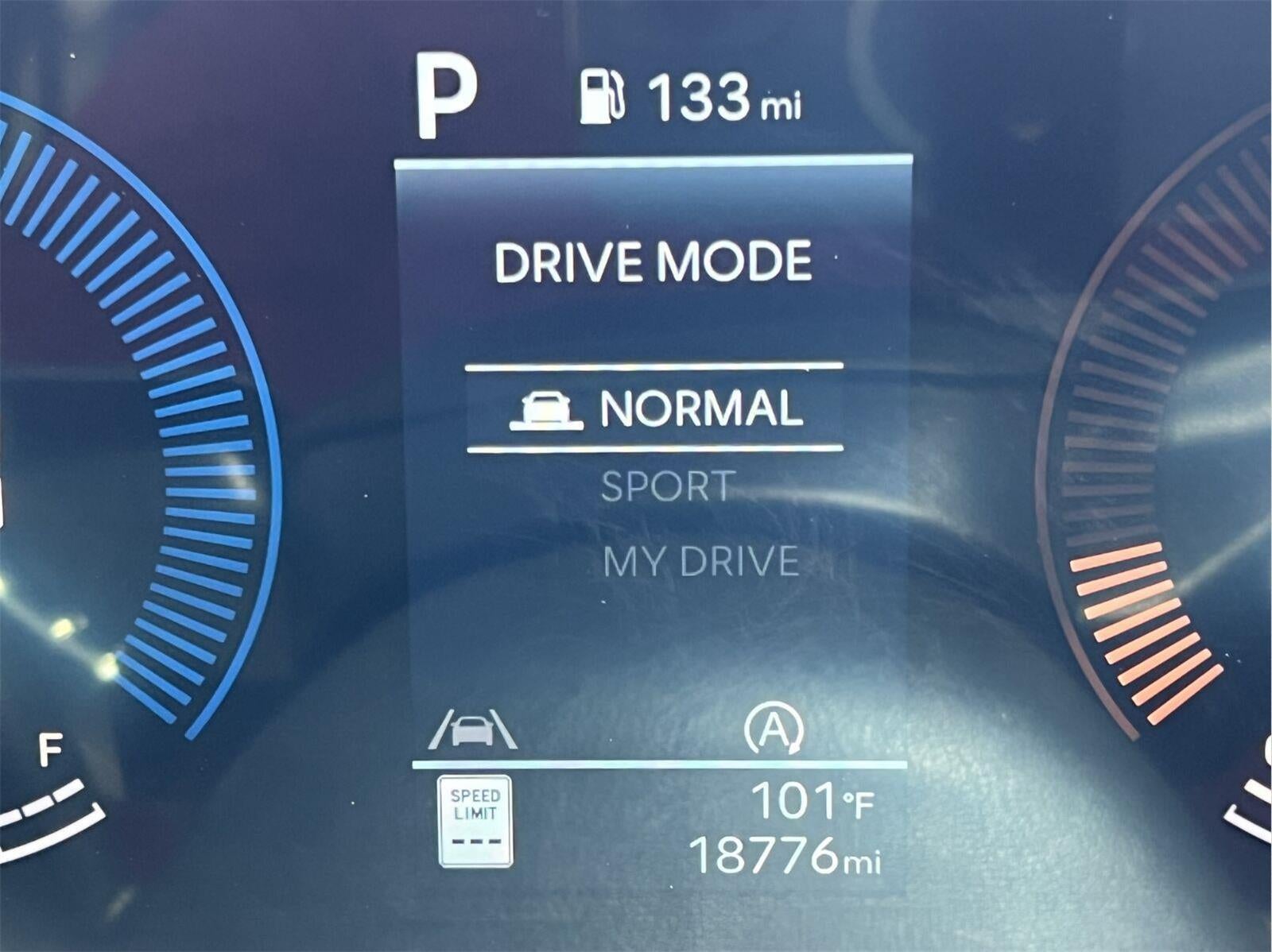 2024 Hyundai Santa Fe SE