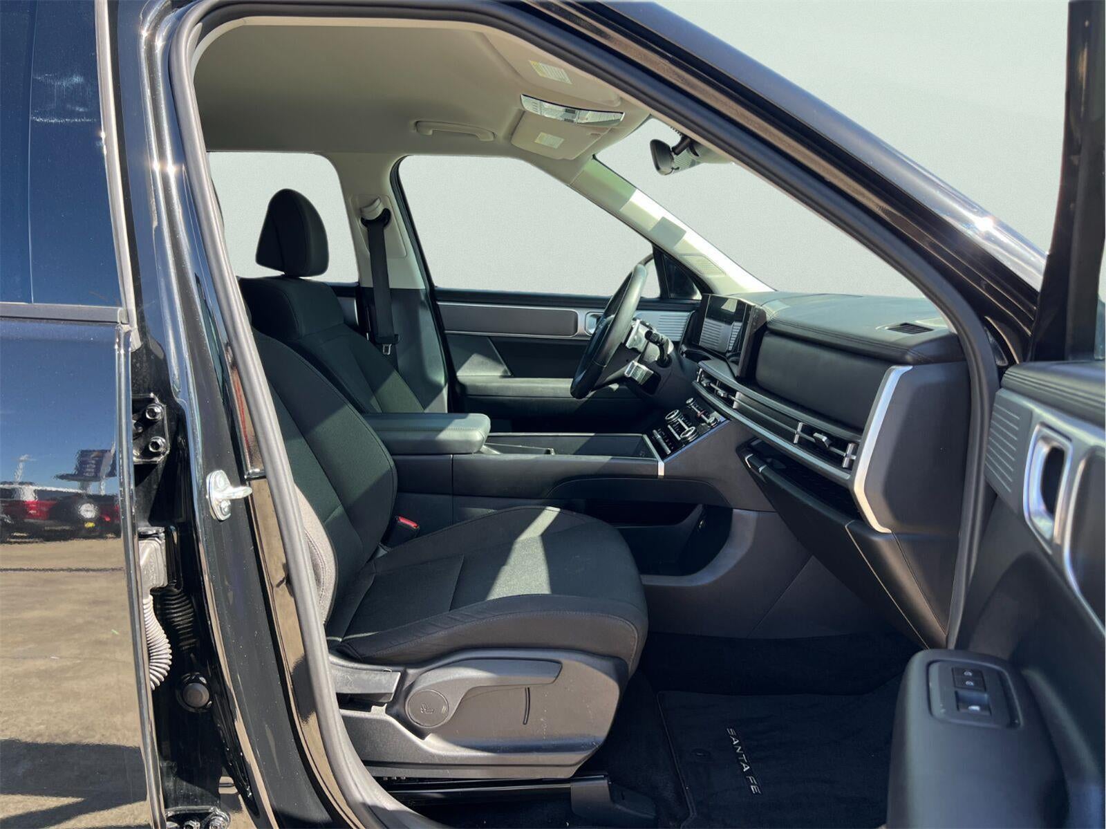 2025 Hyundai Santa Fe SE