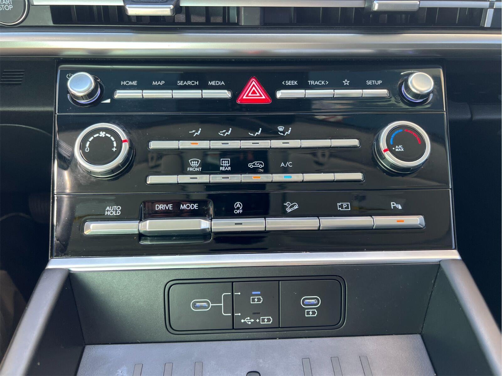 2025 Hyundai Santa Fe SE