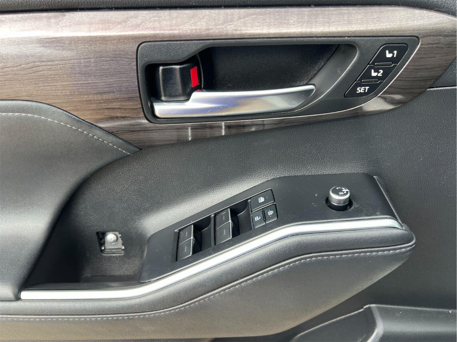 2021 Toyota Highlander Hybrid Limited