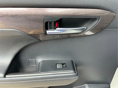 2021 Toyota Highlander Hybrid Limited