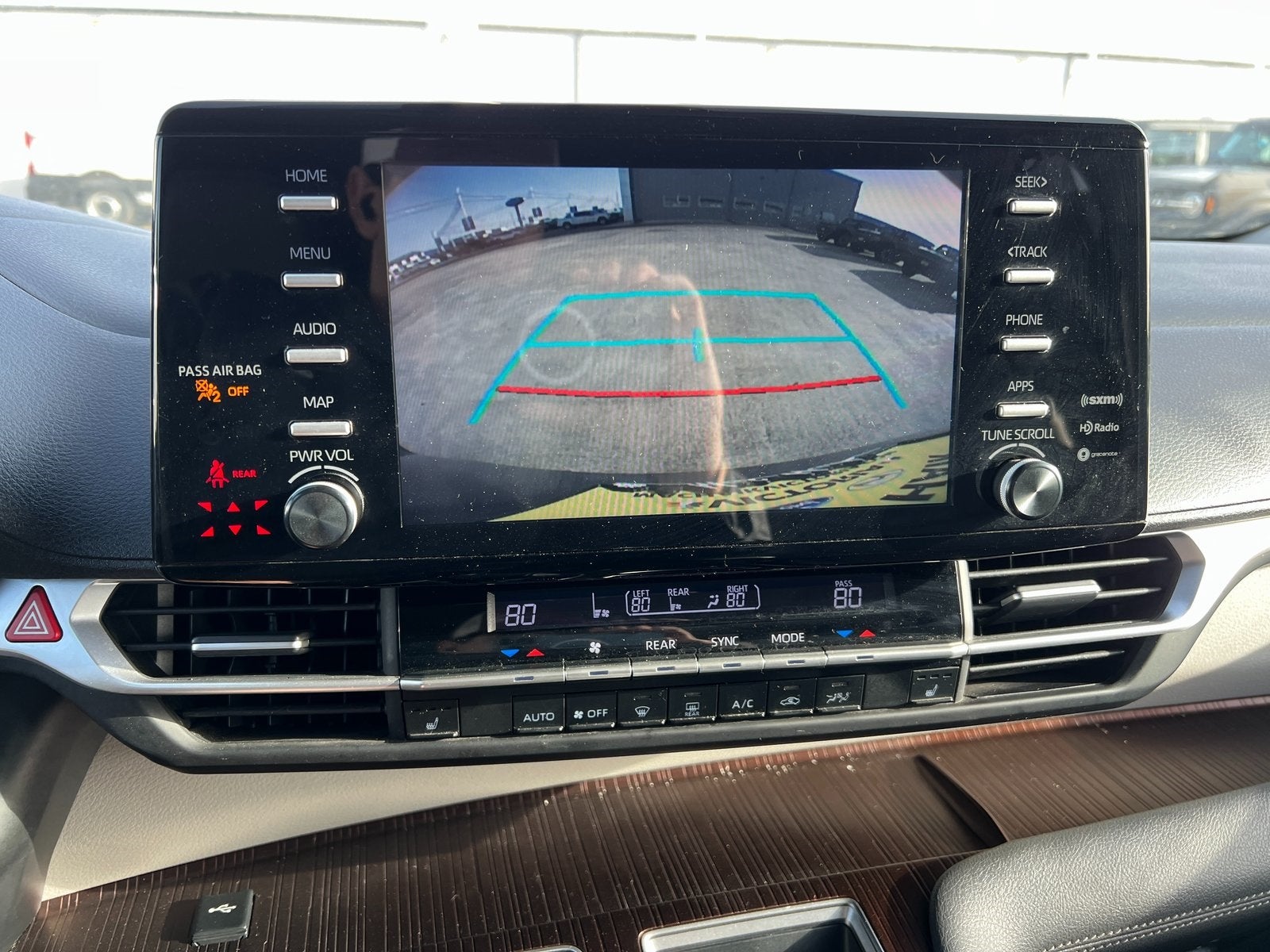 2022 Toyota Sienna XLE