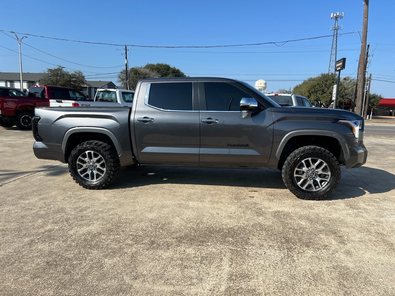 2024 Toyota Tundra SR5