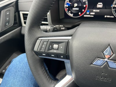 2023 Mitsubishi Outlander SEL