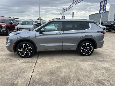 2023 Mitsubishi Outlander SEL
