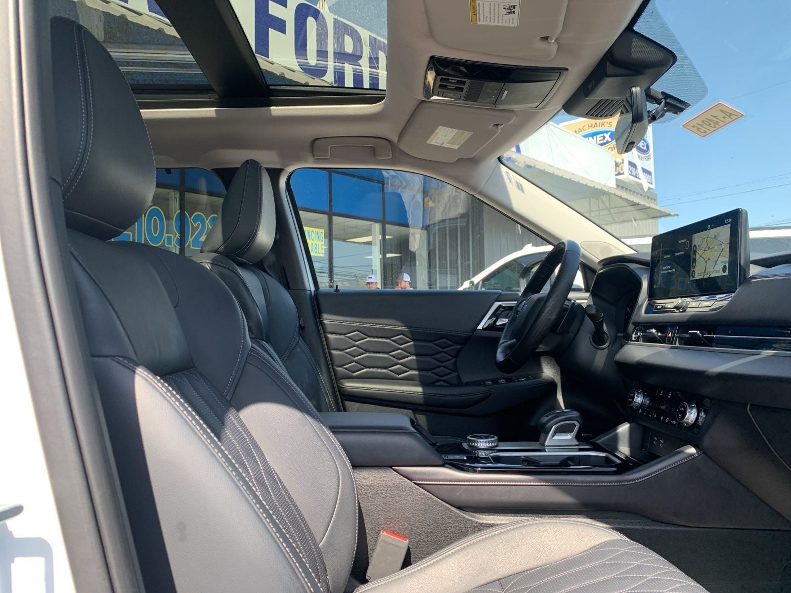 2025 Mitsubishi Outlander SEL