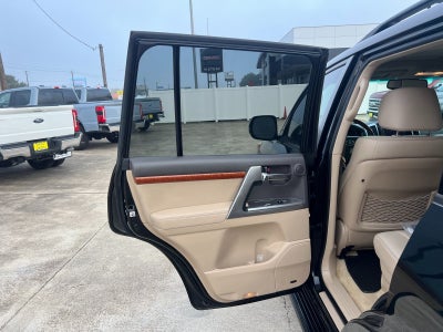 2014 Toyota Land Cruiser Base