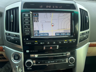 2014 Toyota Land Cruiser Base