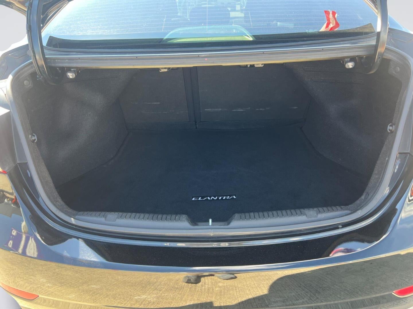 2016 Hyundai ELANTRA Value Edition