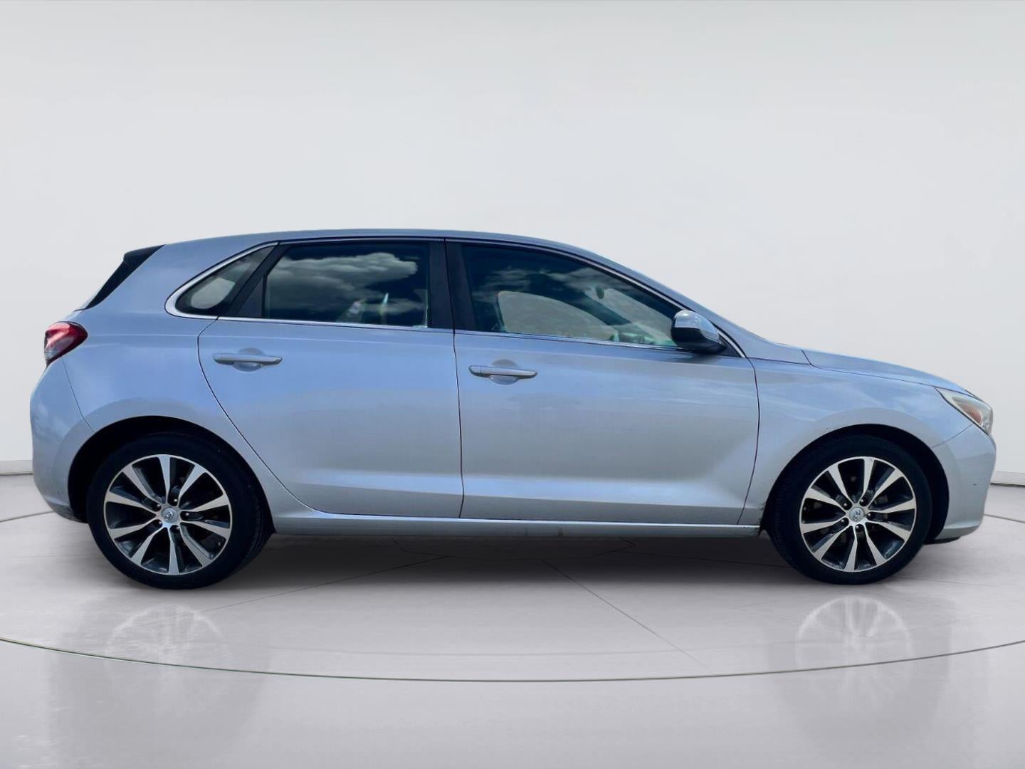 2018 Hyundai Elantra Gt GT
