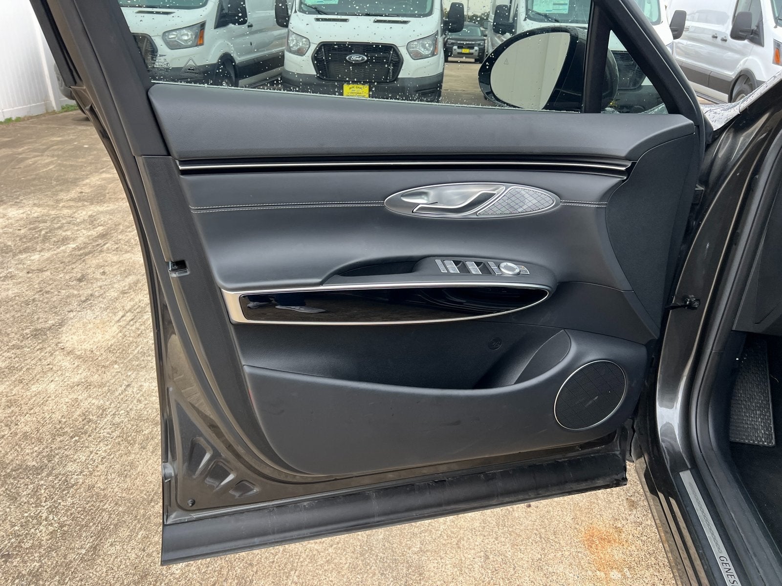 2025 Genesis GV70 2.5T