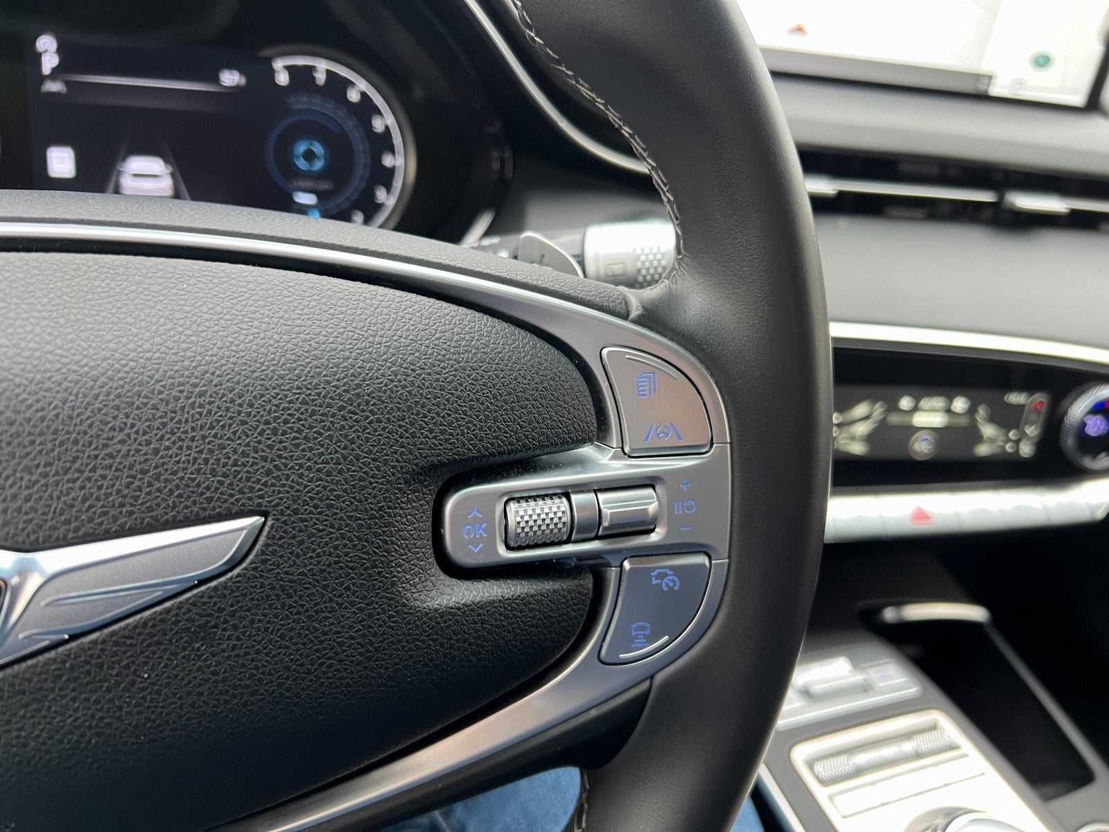 2025 Genesis GV70 2.5T