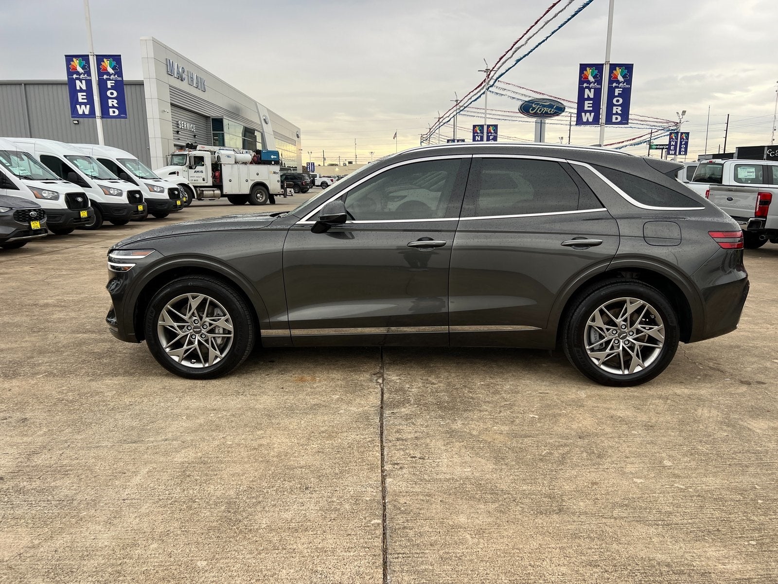 2025 Genesis GV70 2.5T