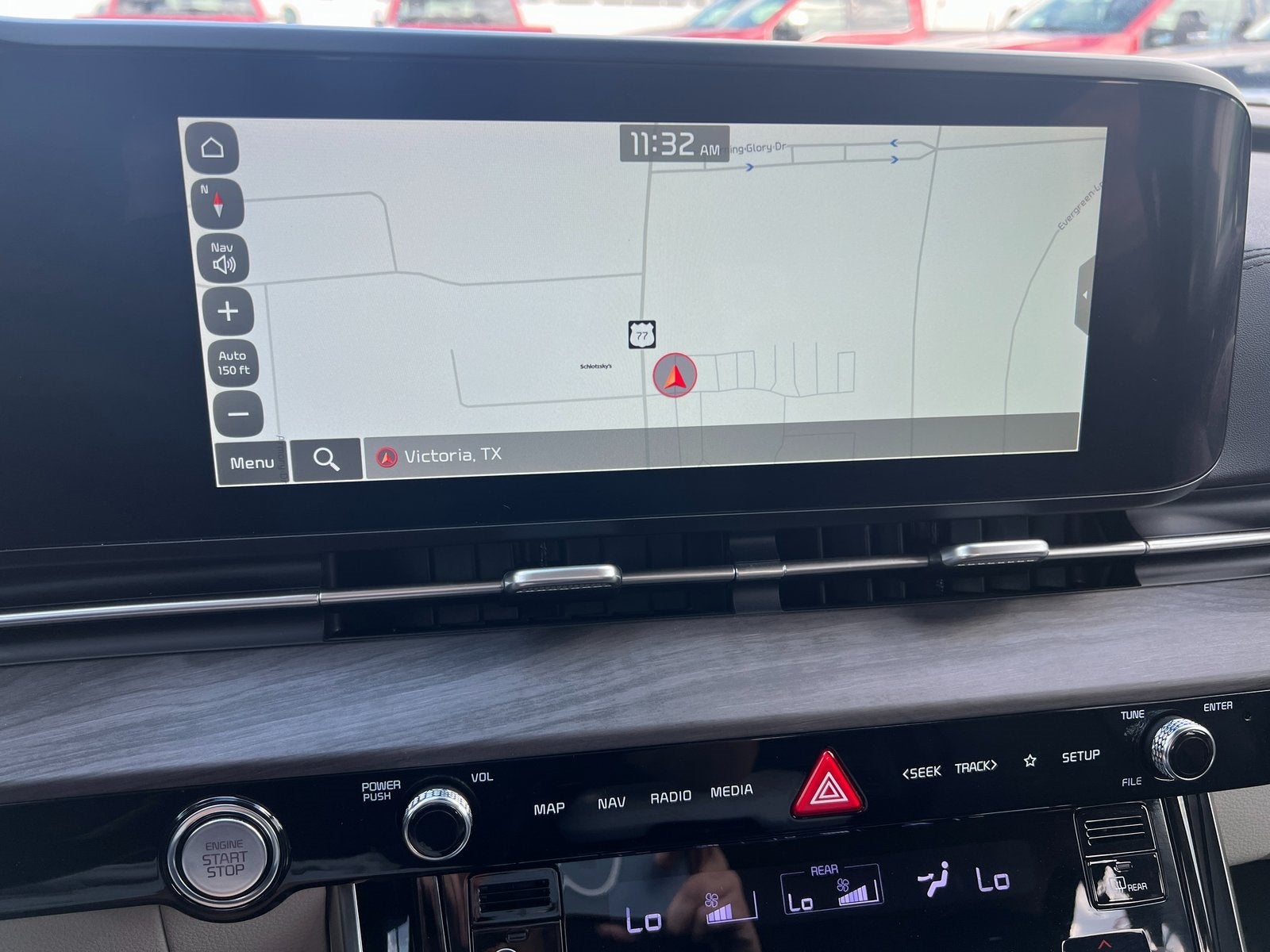 2024 Kia Carnival SX