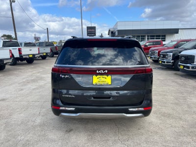 2024 Kia Carnival SX