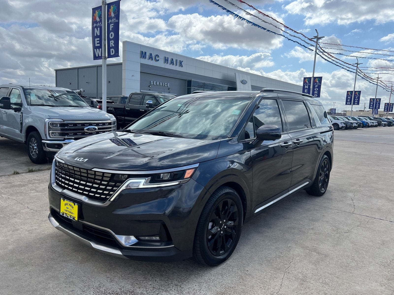 2024 Kia Carnival SX