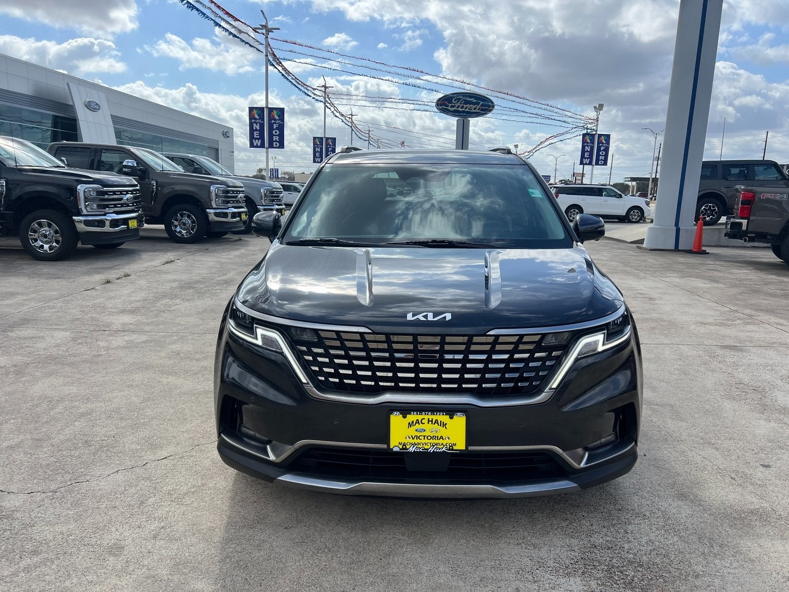 2024 Kia Carnival SX